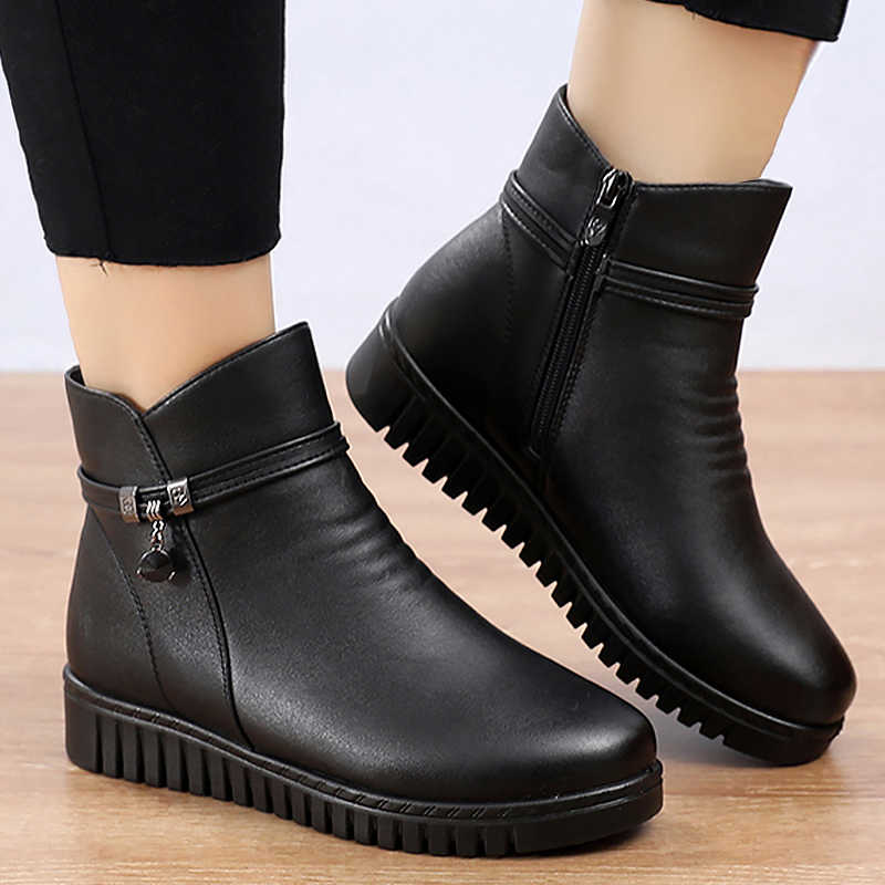 Women's Waterproof Warm Leather Boots